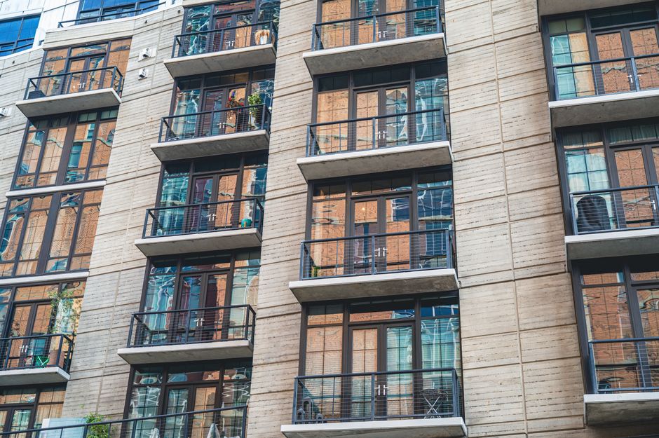Immeuble neuf proche de l’achèvement