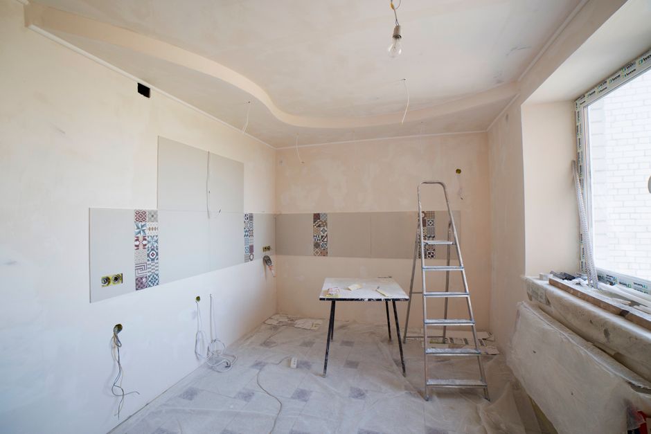 Intérieur en travaux : les devis permettent de préciser le budget avant l'achat