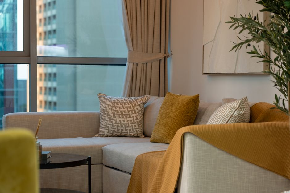 Intérieur lumineux d’un appartement neuf